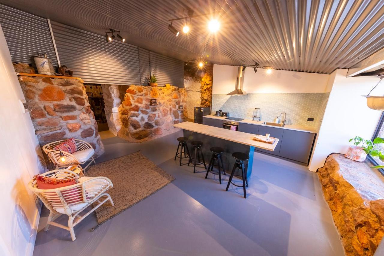 White Cliffs Accommodation -Daybreak Dugout - Unique Cave House Exteriör bild